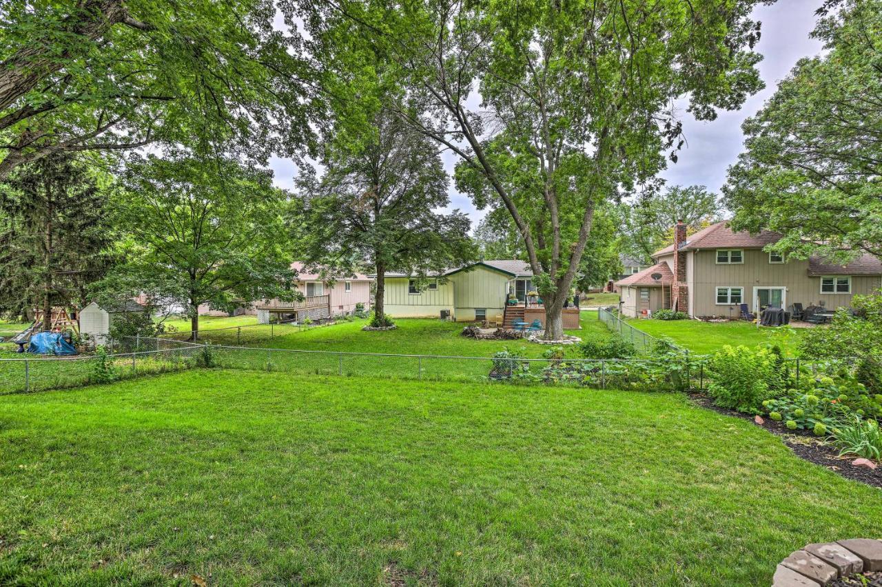 Cozy Omaha Home Walk To Dining, Pets Welcome Exterior photo